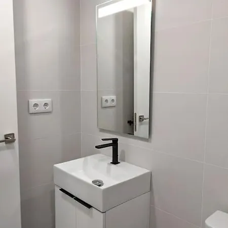 Apartment Fira 1 A 1min Del Metro Y Centro 15min